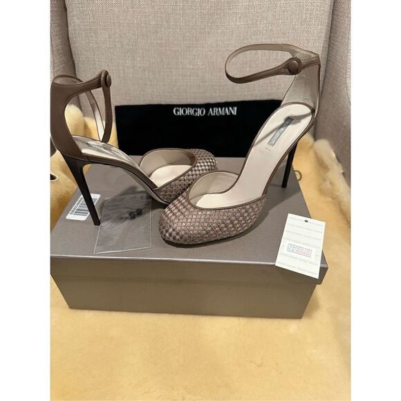 Giorgio Armani elegant pumps size EU 38 and size EU 39, NWT - Picture 2 of 13